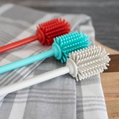 3 Reasons to Love Our Silicone Bottle Brush